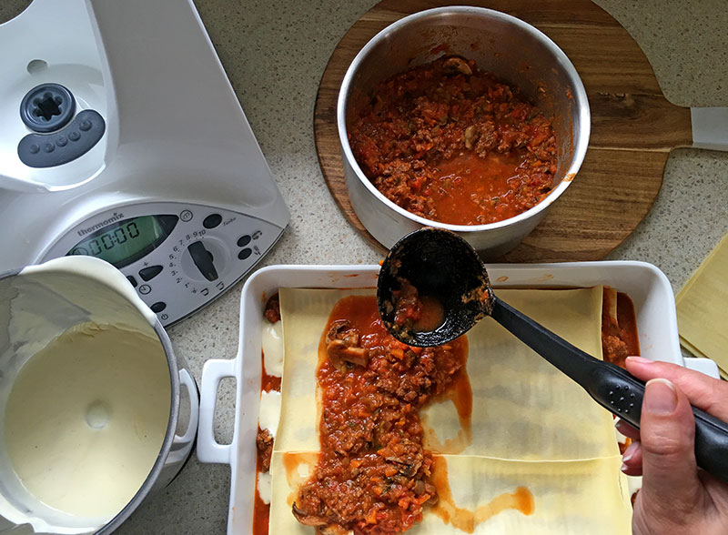 Lets-Cook-Lasagne-method-4
