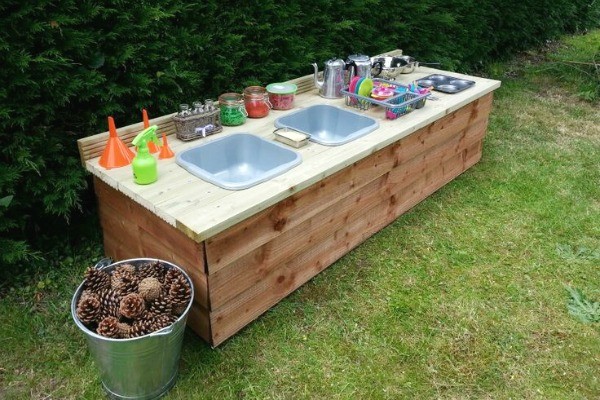 outdoor mud kitchen for kids