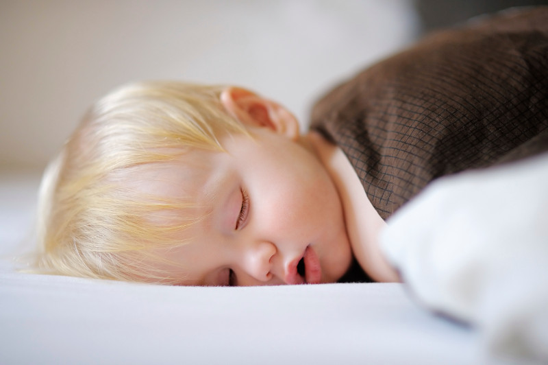 What to do when your stubborn, overtired toddler refuses