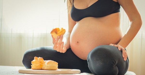 pregnant eating cravings pastry sl