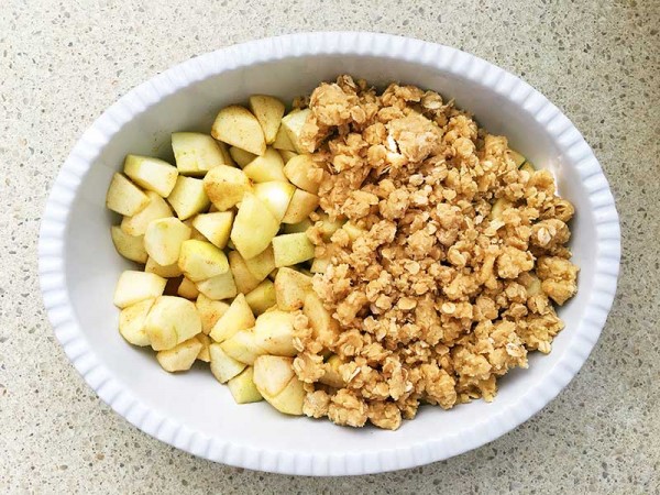 Lets-Cook-apple-crumble-method-6