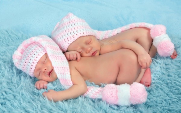 Having Twins These Are The Most Popular Twin Baby Names Out There