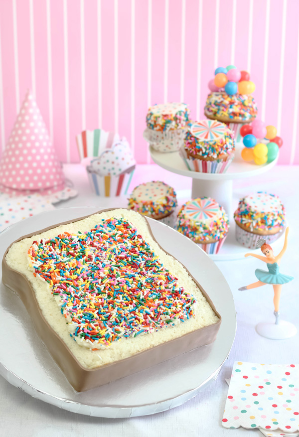 Fairy Bread party cake by Sprinkle Bakes