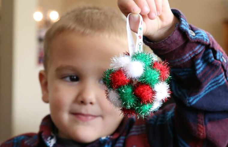 Pompom ornament - Frugal Fun For Boys And Girls