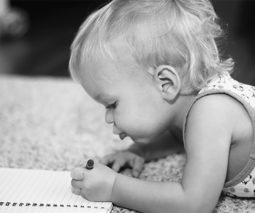 Left-handed toddler drawing - feature
