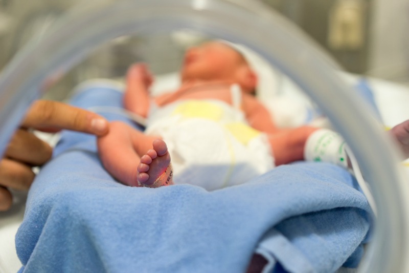 premature baby in care unit 2jpg