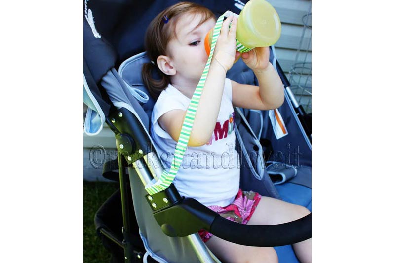 Sippy cup leash