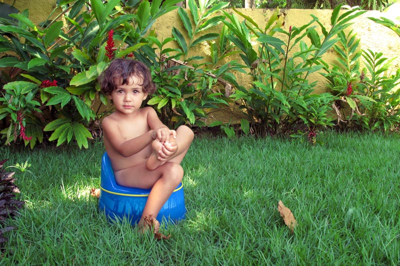 Split pants make SO much sense! A look at potty training around the world