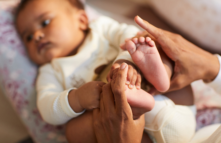 How To Do A Baby Foot Massage To Promote Sleep