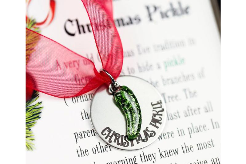 The pickle on the tree - pendant