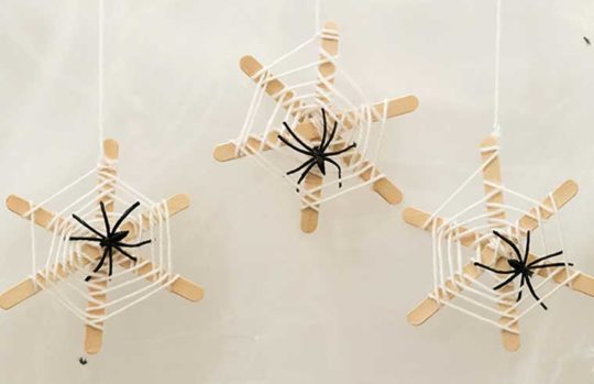Halloween spider web craft