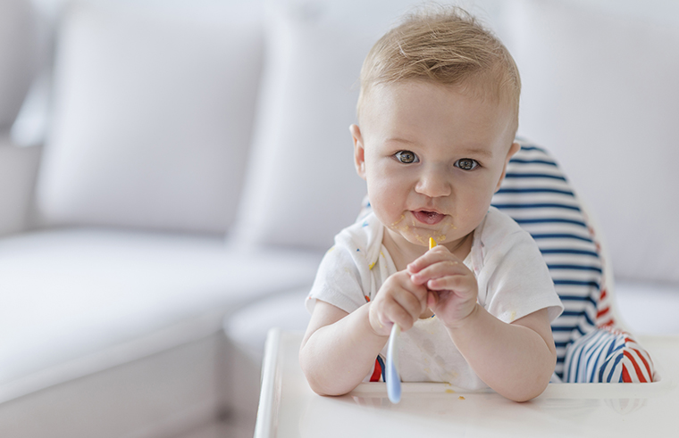10 kitchen essentials to make introducing first foods to baby a breeze